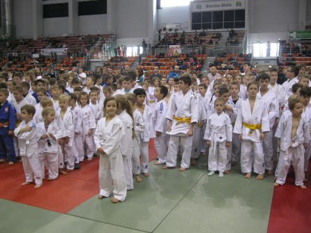 Mikołajkowe judo z prezentami